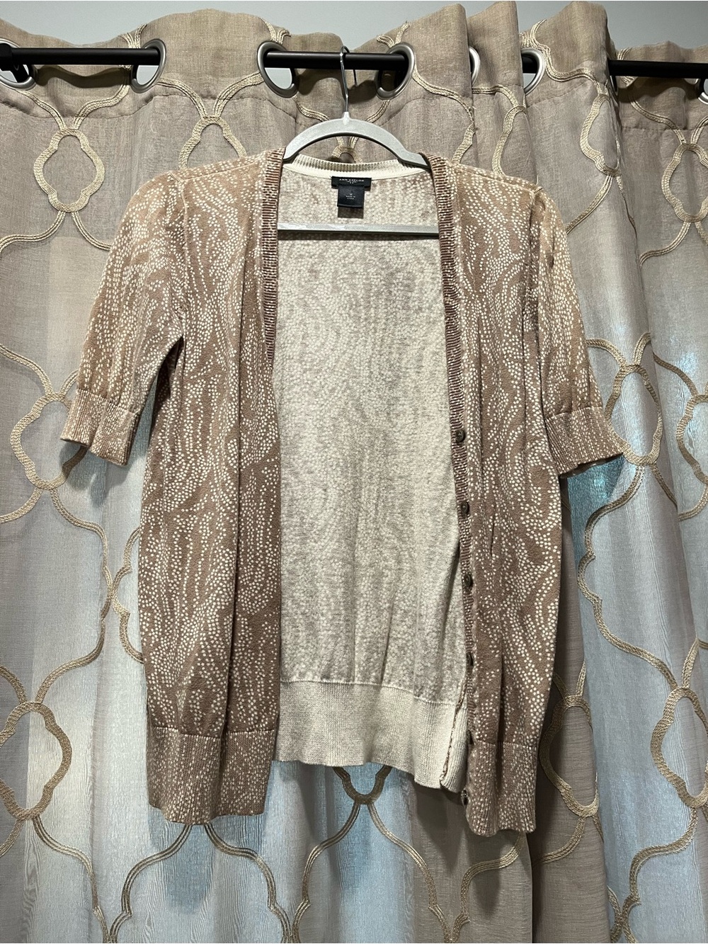 Ann Taylor Beige Patterned Short-Sleeve Cardigan